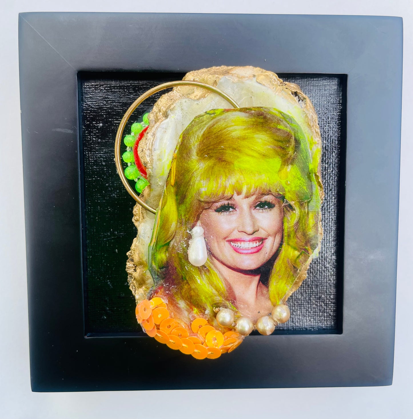 Glam Clams by Rachelle O’Brien