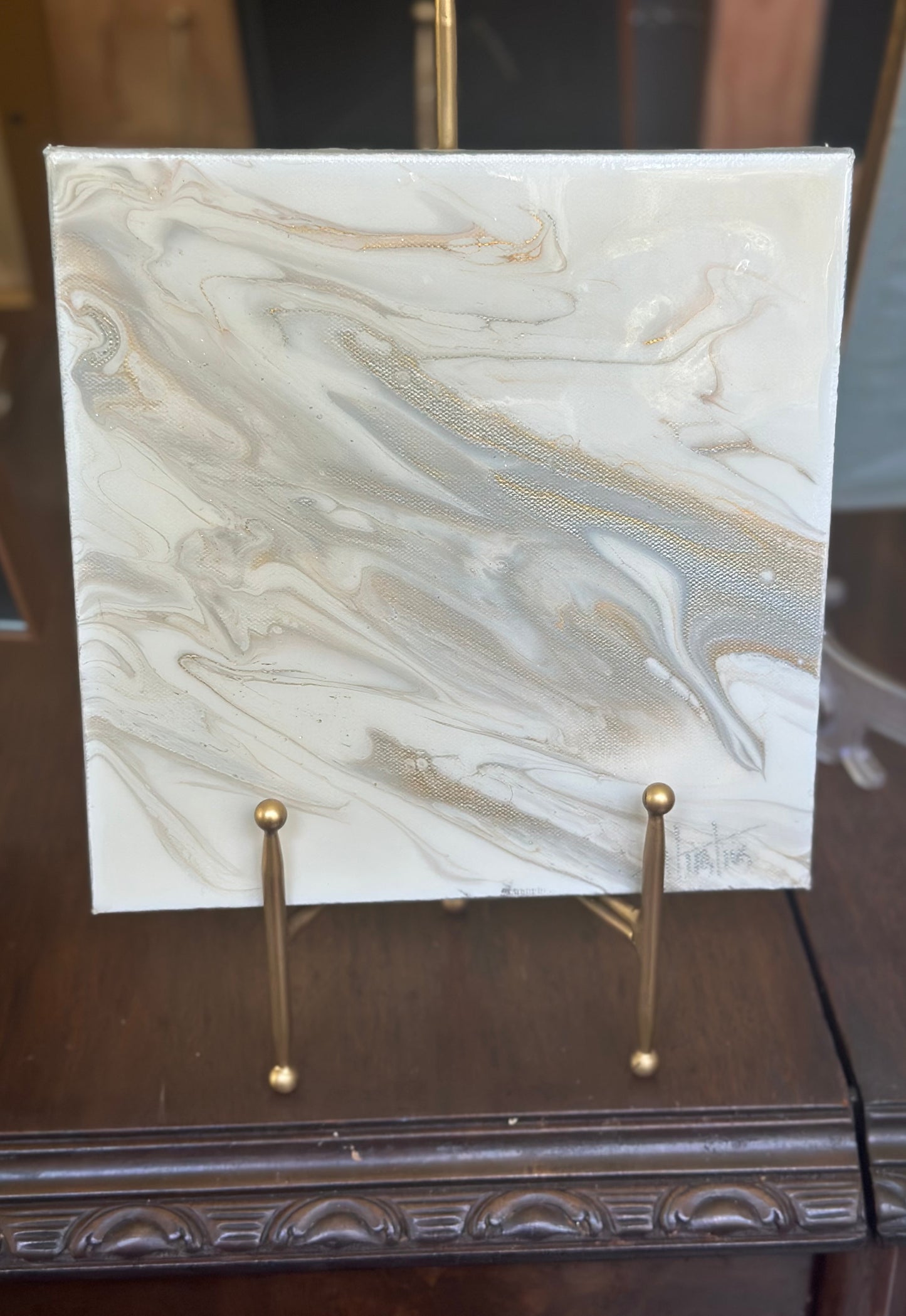 Marbelized painting by Michelle Hirstius